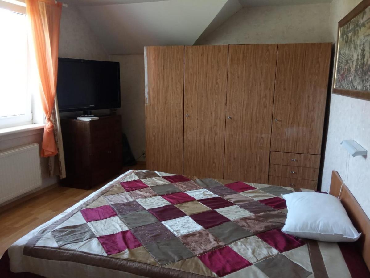 Apartment In Kauguri Jūrkalne Buitenkant foto